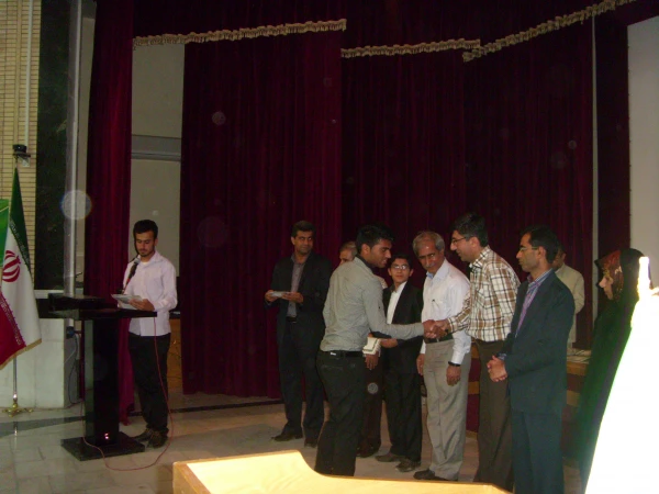 همایش تجلیل از عکاسان منتخب جشنواره عکس پردیس ،نفرات برتر مسابقات جشنواره قرآن وعترت و قهرمانان ورزشی دانشجویی 4