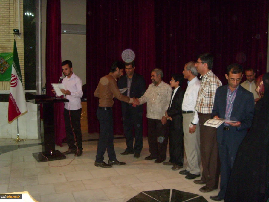 همایش تجلیل از عکاسان منتخب جشنواره عکس پردیس ،نفرات برتر مسابقات جشنواره قرآن وعترت و قهرمانان ورزشی دانشجویی 5