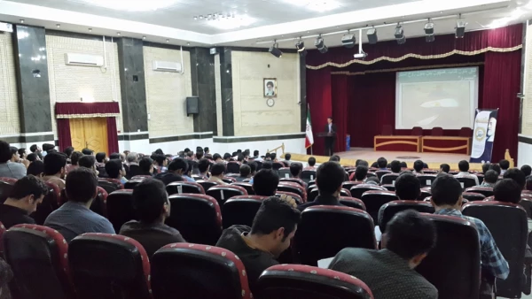 به همت انجمن های علمی علوم تربیتی و ادبیات فارسی  پردیس علامه طباطبایی با همکاری واحد فرهنگی و کتابخانه 
برپایی نمایشگاه کتاب به مناسبت هفته مطالعه، کتاب و کتاب خوانی و بزرگداشت علامه طباطبایی 5