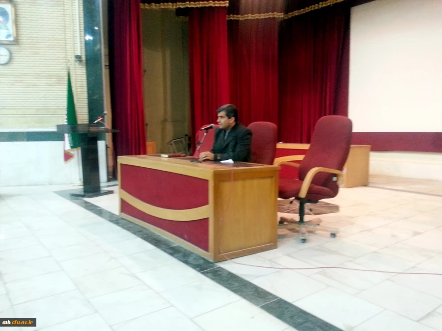 دیدار رئیس و مسئولین پردیس علامه طباطبایی بوشهر با دانشجویان پردیس 2