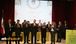 دکتر مهر محمدی در همایش ملی پژوهش:
معلم باید عنصری متعلق به جامعه دانایی محور باشد 4