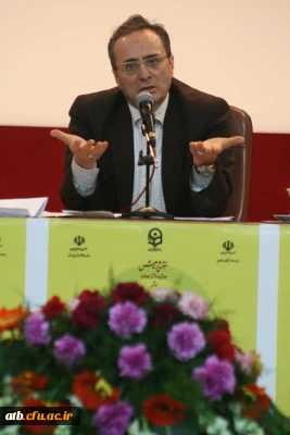 نشست صمیمی سرپرست دانشگاه فرهنگیان با دانشجومعلمان پردیس های بوشهر