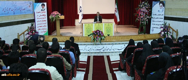 نشست صمیمی سرپرست دانشگاه فرهنگیان با دانشجومعلمان پردیس های بوشهر 5