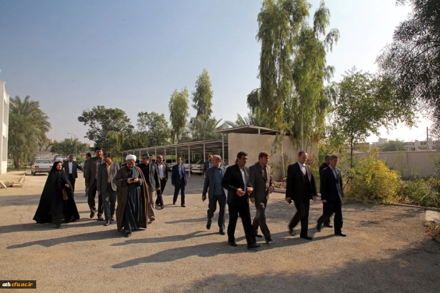 دیداردکتر مهرمحمدی با فرماندار ، امام جمعه و مدیر آموزش و پرورش شهرستان دشتستان 4