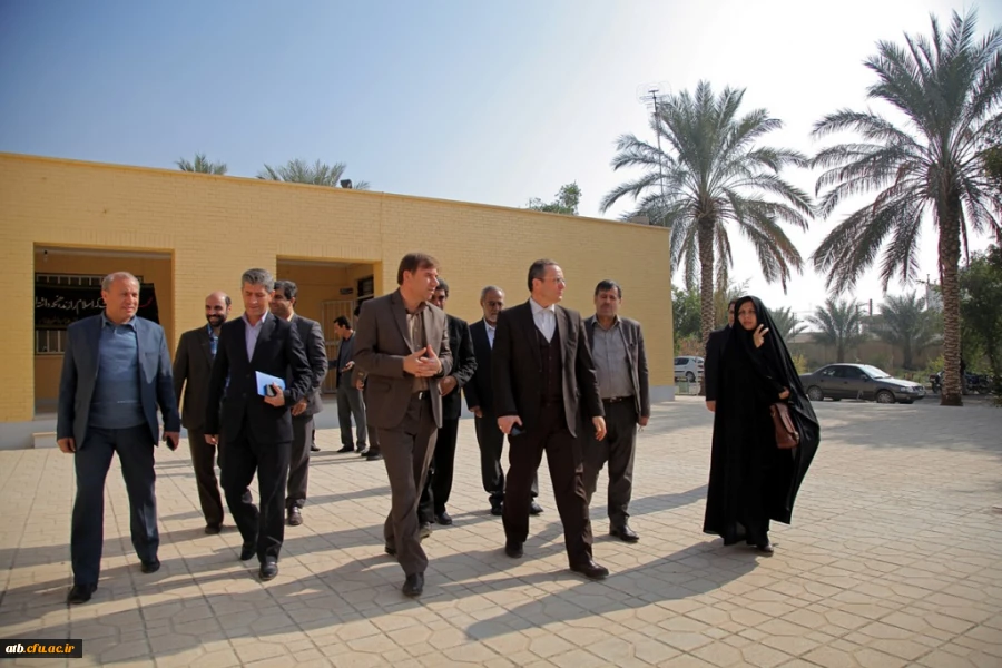 دیداردکتر مهرمحمدی با فرماندار ، امام جمعه و مدیر آموزش و پرورش شهرستان دشتستان 8