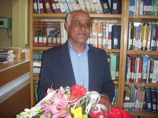 مراسم تکریم و قدردانی از زحمات آقای امرالله مشهدی زاده سرپرست بازنشسته پردیس 8