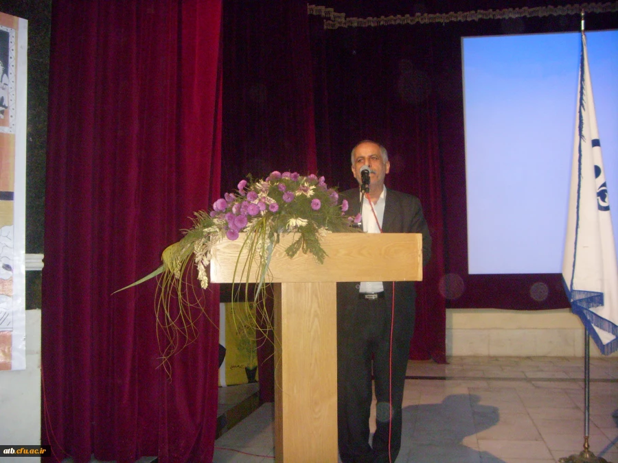 برنامه ادبی شاهنامه خوانی با حضور هنرمند ارجمند بوشهری استاد ایرج صغیری