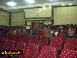 با همکاری دفتر فرهنگی – هنری و انجمن ادبی پردیس علامه طباطبایی برگزار گردید
برنامه ادبی شاهنامه خوانی با حضور هنرمند ارجمند بوشهری استاد ایرج صغیری  3