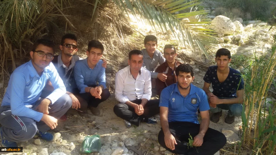 سفر دانشجومعلمان رشته دبیری ریاضی به منطقه گردشگری خاییز استان بوشهر  6