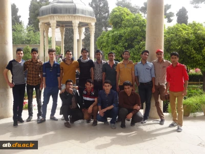 به همت فرهنگی هنری پردیس و انجمن علمی ادبی:
سفر انجمن علمی – ادبی و رشته ی دبیری زبان و ادبیات فارسی پردیس علامه طباطبایی بوشهر به شیراز