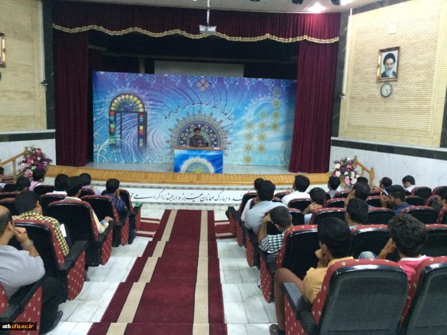 نشست صمیمی حوزه معاونت آموزشی پردیس علامه طباطبایی با دانشجویان 3