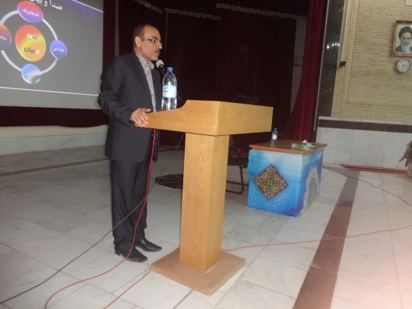 با همکاری معاونت آموزشی - واحد فرهنگی هنری و انجمن علمی - ادبی پردیسبرگزار گردید:
کارگاه فن بیان و آیین سخنوری 4