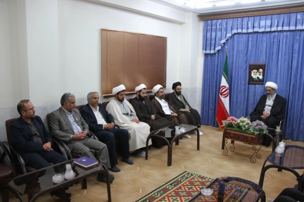 آیت الله صفایی بوشهری در دیدار مسئول نهاد نمایندگی مقام معظم رهبری در سازمان مرکزی دانشگاه فرهنگیان:
آموزش و پرورش باید تحول پیدا کند . باید در عرصه علم به ویژه علوم استراتژیک به خودکفایی برسیم.
 4