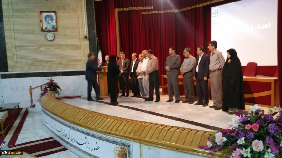 به همت معاونت آموزشی و فرهنگی:
مایش تربیت معلم ،برنامه ریزی درسی و کارورزی 2