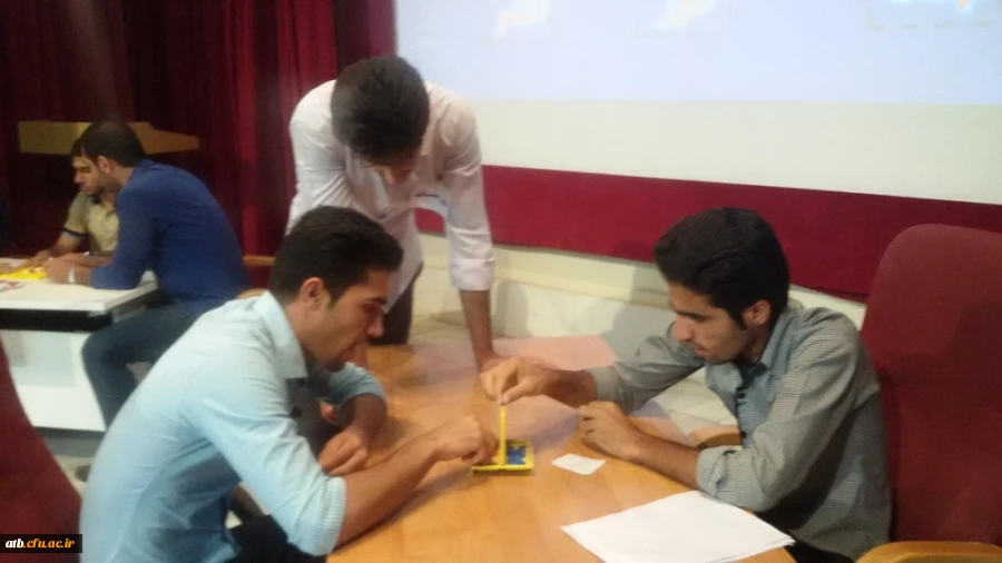 انجمن علمی ریاضی پردیس به مناسبت هفته ریاضی برگزار کرد:
یک دوره مسابقات جنگا ، دالیز ، اتللو و دوز 3