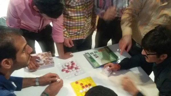 انجمن علمی ریاضی پردیس به مناسبت هفته ریاضی برگزار کرد:
یک دوره مسابقات جنگا ، دالیز ، اتللو و دوز