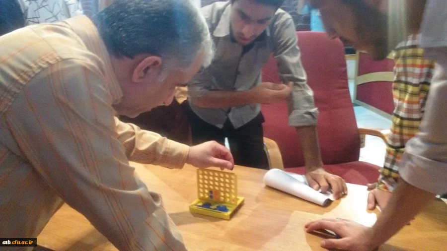 انجمن علمی ریاضی پردیس به مناسبت هفته ریاضی برگزار کرد:
یک دوره مسابقات جنگا ، دالیز ، اتللو و دوز