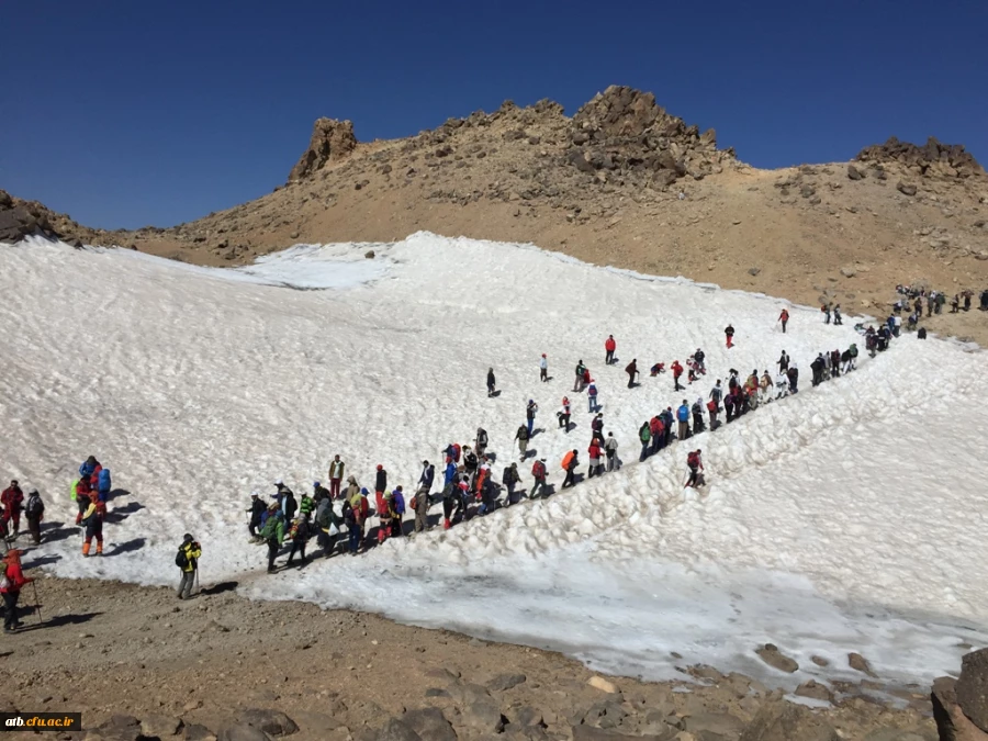 صعود دانشجو معلمان کوهنورد پردیس علامه طباطبایی و دانشگاه آزاد بوشهر به قله سبلان 4