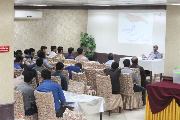 با حضور دانشجو معلمان دانشگاه فرهنگیان پردیس علامه طباطبایی بوشهر:
اردوی فرهنگی و معنوی حیات طیبه در شهر مقدس مشهد  9