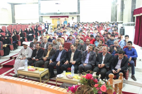 مراسم استقبال از دانشجویان جدید الورود سال تحصیلی 95-94