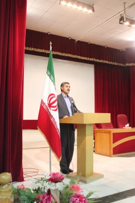 مراسم استقبال از دانشجویان جدید الورود سال تحصیلی 95-94