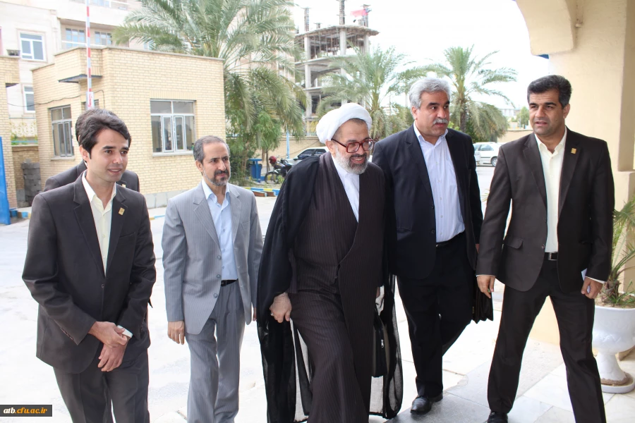 مراسم افتتاحیه گرد همایی رویش استادان مشاور و کانون ای زبان 2