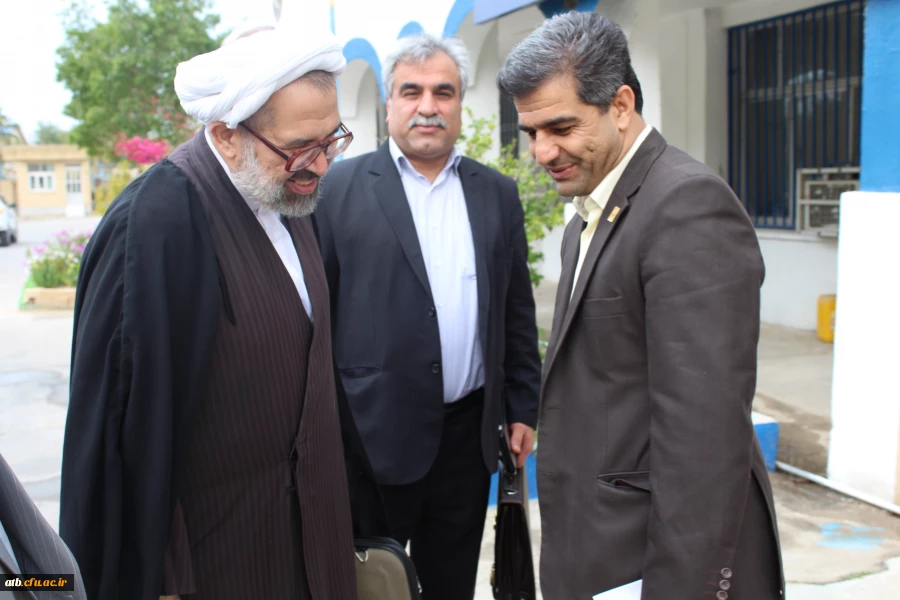 مراسم افتتاحیه گرد همایی رویش استادان مشاور و کانون ای زبان 4