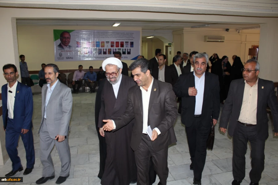 دانشگاه فرهنگیان بوشهر به همکاری معاونت فرهنگی اجتماعی دانشگاه فرهنگیان برگزار کرد:
نخستین گردهمایی رویش استادان مشاور کانون های زبان دانشجویی 7