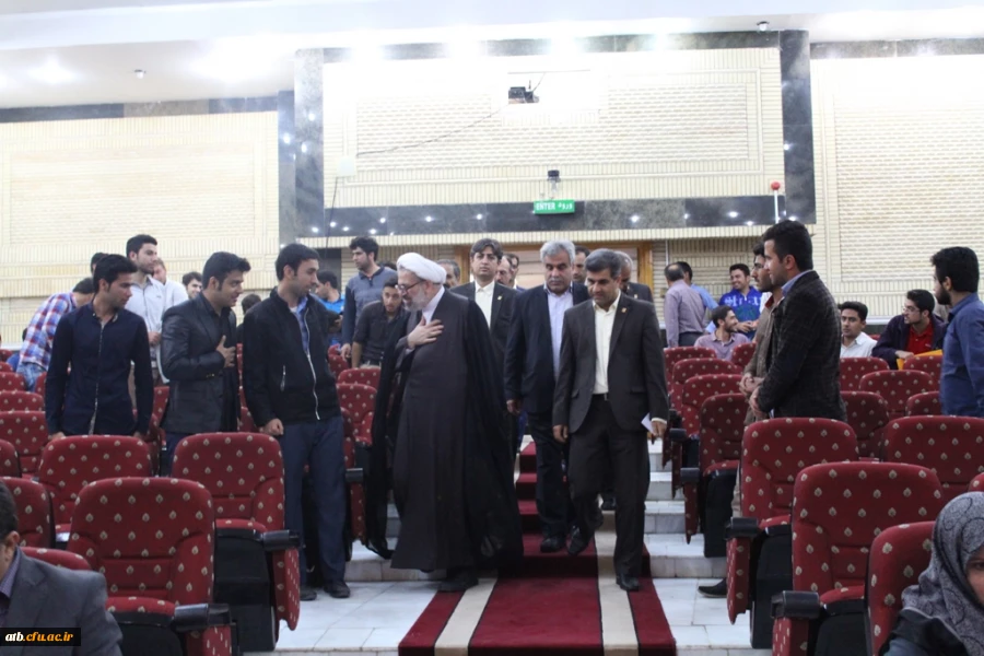 دانشگاه فرهنگیان بوشهر به همکاری معاونت فرهنگی اجتماعی دانشگاه فرهنگیان برگزار کرد:
نخستین گردهمایی رویش استادان مشاور کانون های زبان دانشجویی 8