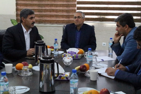 اولین جلسه کمیته استانی هیئت امناء دانشگاه فرهنگیان استان بوشهر در سال 1395برگزار شد. 6