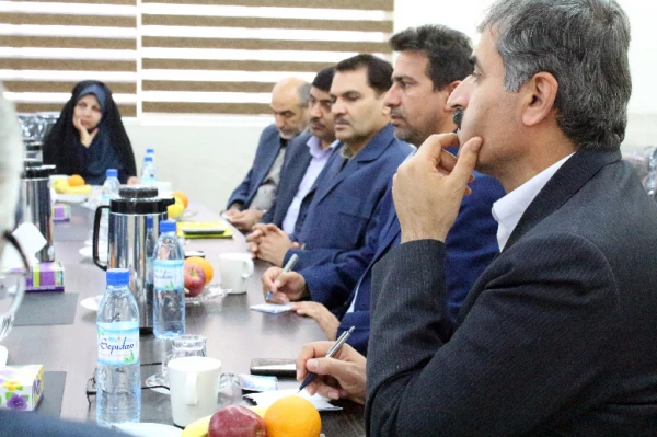 اولین جلسه کمیته استانی هیئت امناء دانشگاه فرهنگیان استان بوشهر در سال 1395برگزار شد. 8