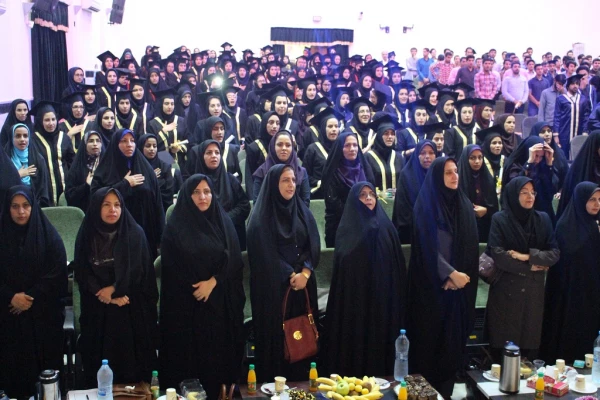 دانشگاه فرهنگیان استان بوشهر برگزار نمود:
جشن فارغ التحصیلی دانشجویان علوم تربیتی 
 3