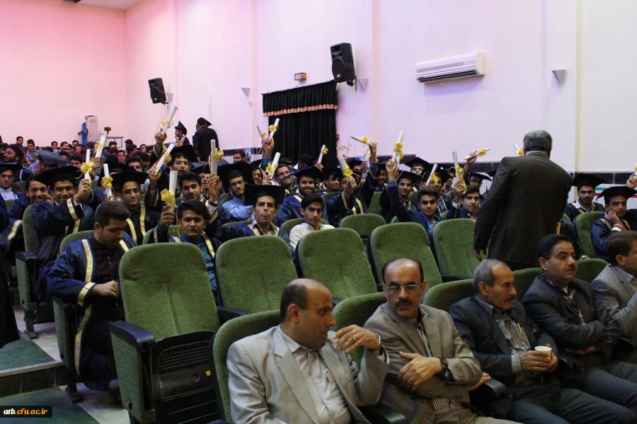 دانشگاه فرهنگیان استان بوشهر برگزار نمود:
جشن فارغ التحصیلی دانشجویان علوم تربیتی 
 13