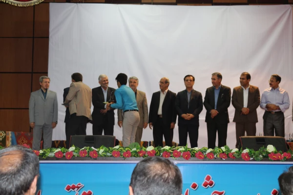 کسب موفقیت گروه تئاتر پردیس  9