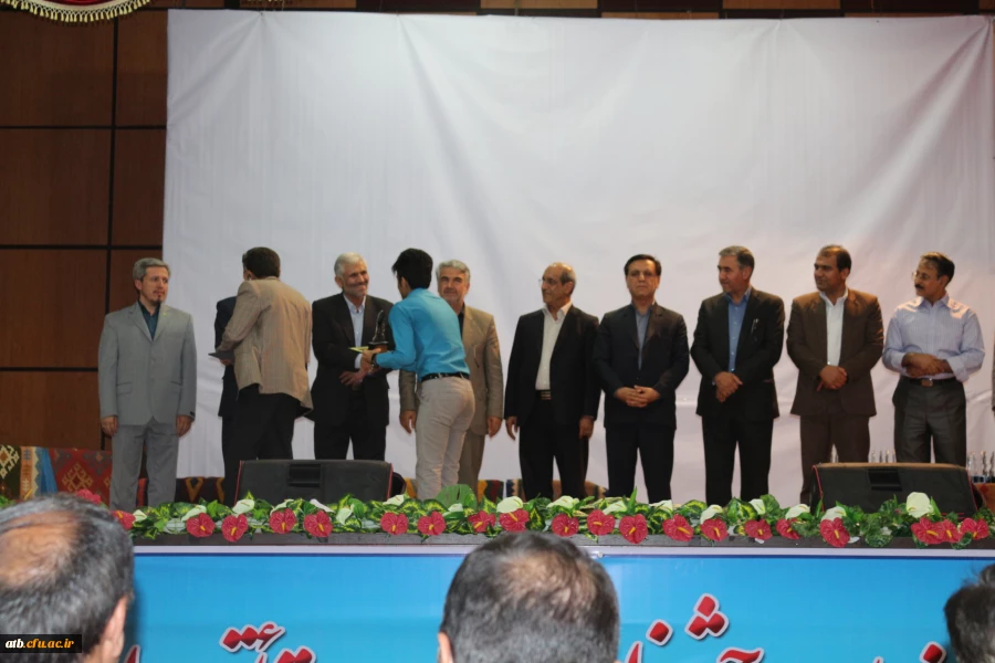 کسب موفقیت گروه تئاتر پردیس  9