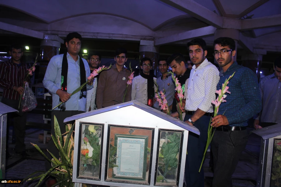 زیارت دانشجو معلمان و فعالان بسیجی پردیس علامه طباطبایی از قبورمطهر شهدا 2