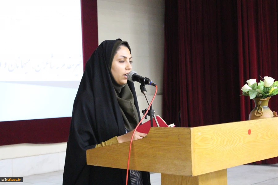 نخستین نشست رسمی کانون ادبی پردیس علامه طباطبایی در سال تحصیلی جدید 8