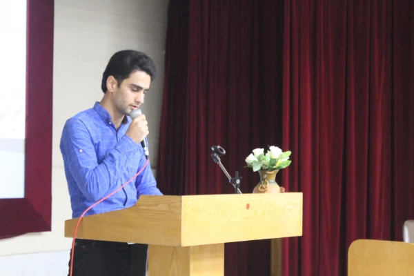 نخستین نشست رسمی کانون ادبی پردیس علامه طباطبایی در سال تحصیلی جدید 3