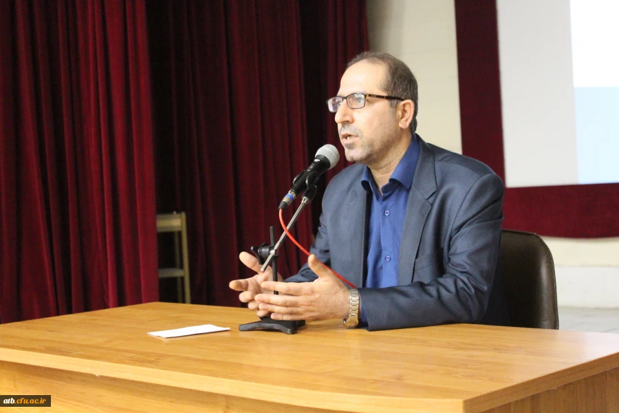 نخستین نشست رسمی کانون ادبی پردیس علامه طباطبایی در سال تحصیلی جدید 4