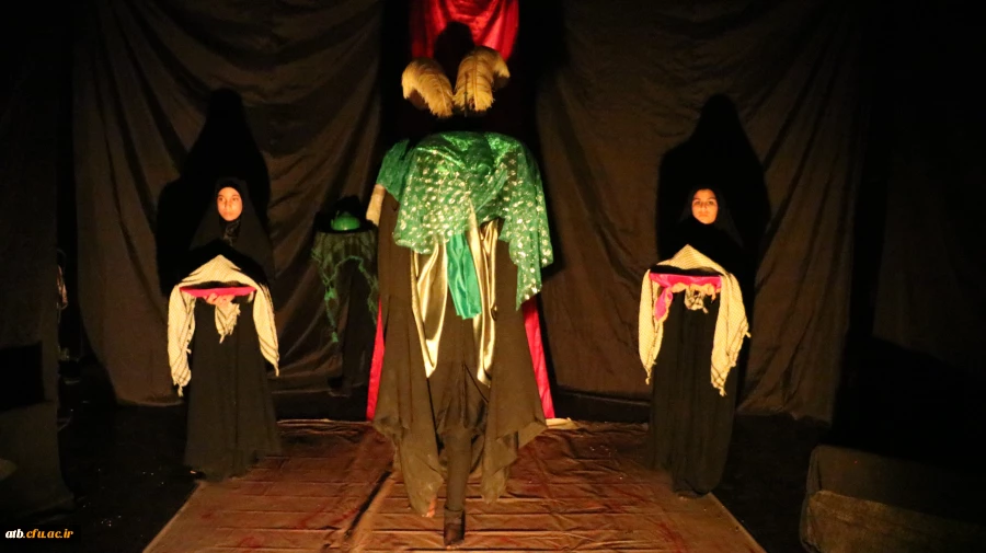 نمایش تئاتر آیینی ما رایت الا جمیلا  4