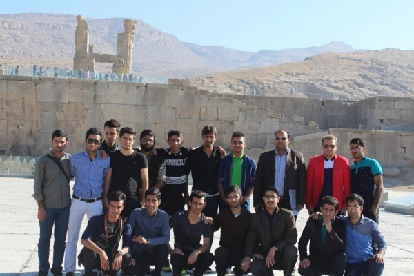 اردوی علمی ،فرهنگی دانشجومعلمان رشته تاریخ ،به استان فارس 2