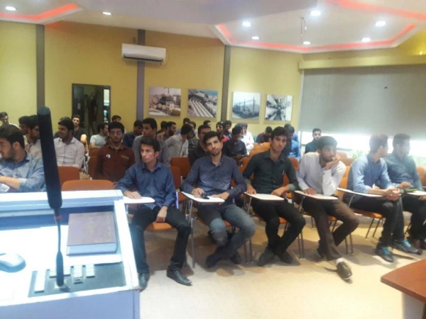 بازدید دانشجو معلمان پردیس علامه طباطبایی از نیروگاه اتمی بوشهر 3