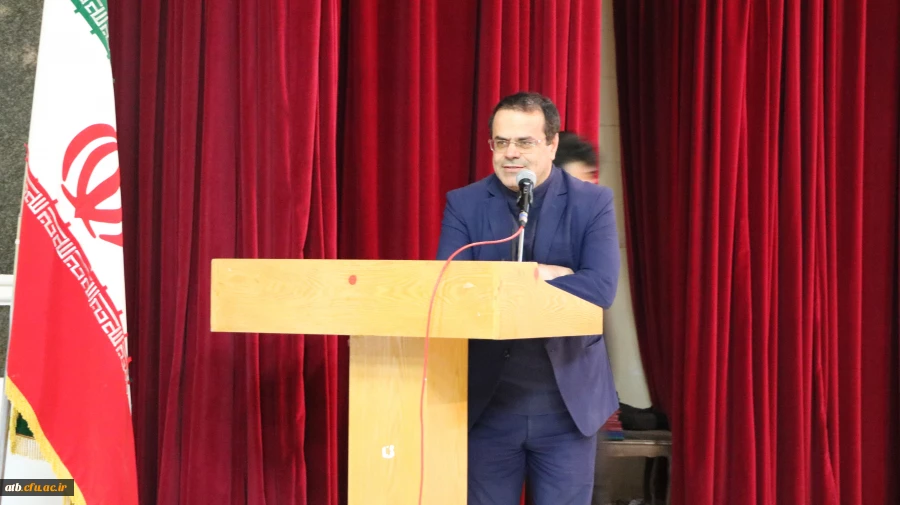 گزارش بزرگداشت هفته پژوهش  9