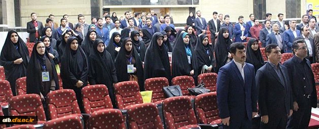 دکتر قنبری در آیین افتتاحیه سومین همایش کشوری دبیران منتخب شورای صنفی رفاهی و نمایندگان تشکل های اسلامی:
همگرایی و هم اندیشی دانشجومعلمان در راستای ارتقاء سطح خدمات آموزش و فرهنگی دانشگاه، طی برگزاری چنین دوره هایی محقق می شود 2