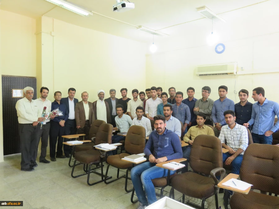 تجلیل از  اساتید در هفته معلم 4