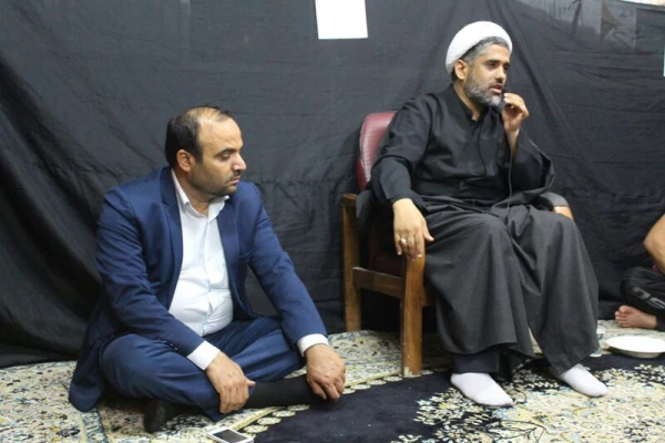 به همت هیئت عزاداری دانشجویی امام علی (ع)پردیس علامه طباطبایی برگزار شد
آیین عزاداری شهادت حضرت فاطمه (س)  4