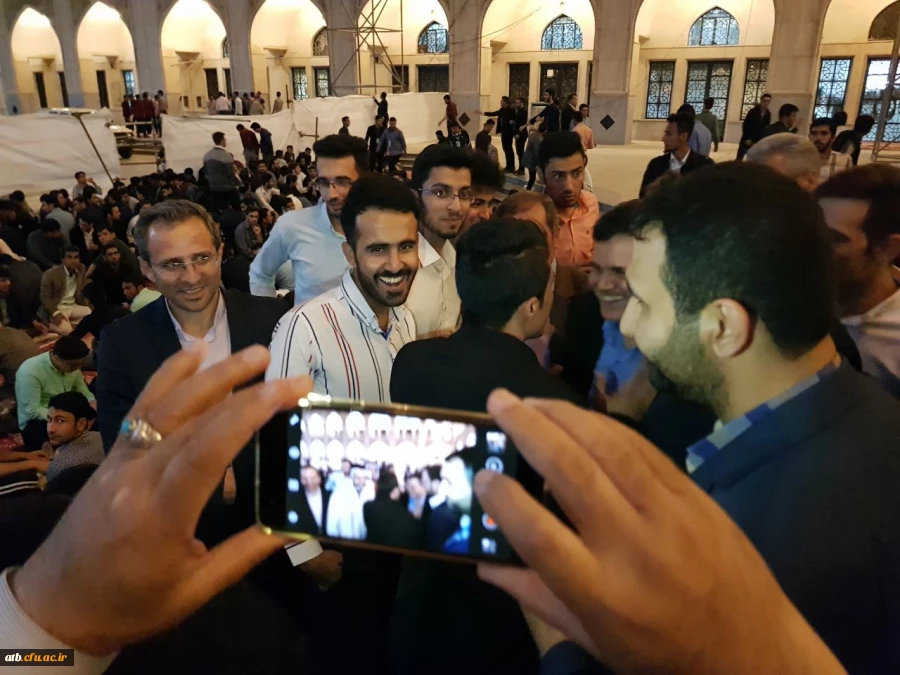 اعزام دانشجو معلمان دانشگاه فرهنگیان استان بوشهر جهت دیدار رهبری به روایت تصویر 16