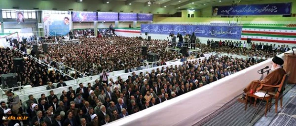 با حضور و سخنرانی رهبر انقلاب در دانشگاه فرهنگیان:

نوزده اردیبهشت یکهزار و سیصد و نود و هفت برای همیشه در حافظه تاریخی این دانشگاه ثبت شد 3