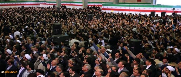 با حضور و سخنرانی رهبر انقلاب در دانشگاه فرهنگیان:

نوزده اردیبهشت یکهزار و سیصد و نود و هفت برای همیشه در حافظه تاریخی این دانشگاه ثبت شد 5