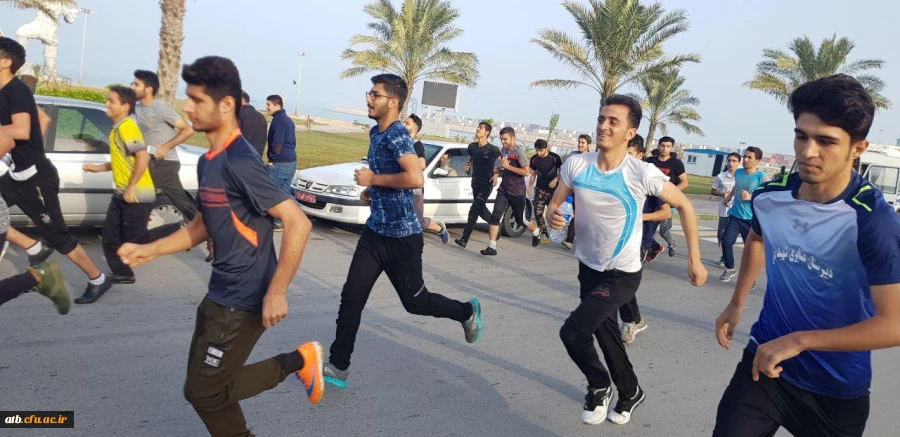 مسابقه دو صحرانوردی دانشجومعلمان در ساحل بوشهر برگزار شد  4